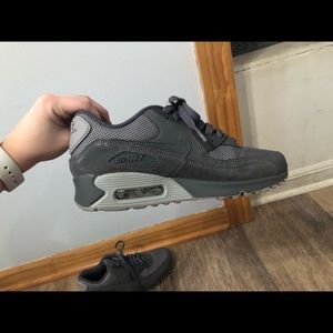 Grey women’s Nike air max